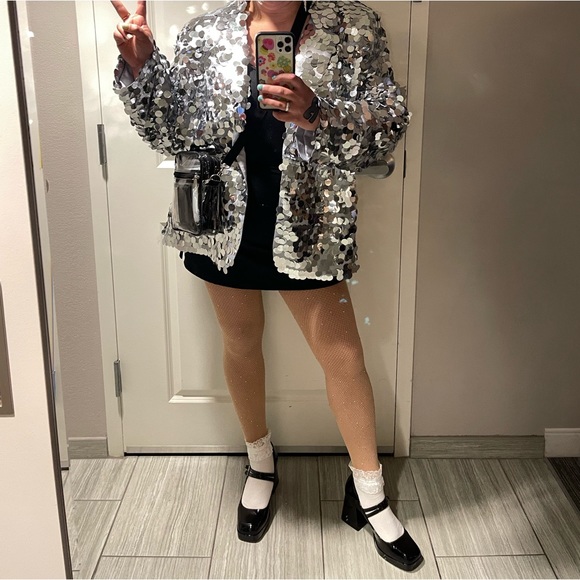 Handpicked x NA-KD / Eras Tour “The Man” Silver Big Sequin Blazer - Picture 2 of 4
